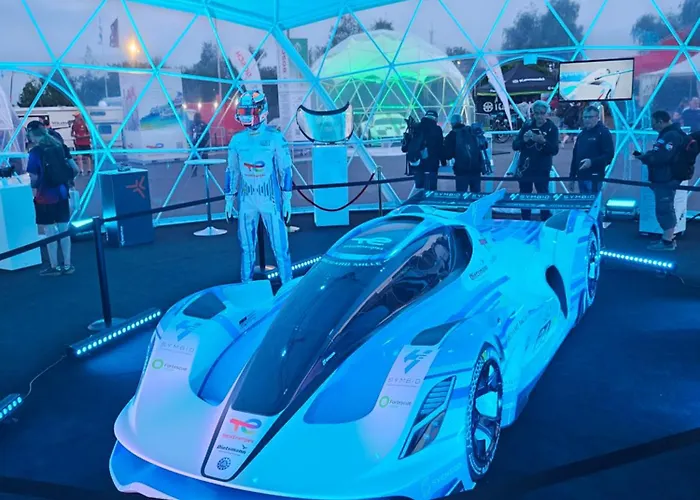 R Proche Circuit 24h Panzió Ruaudin